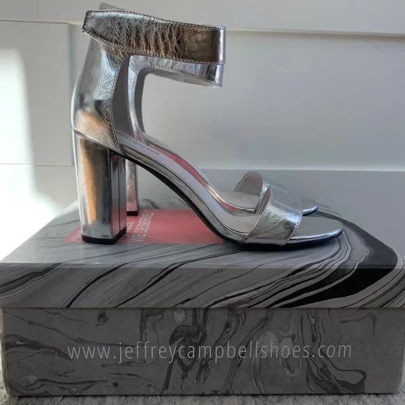 š„ Jeffrey Campbell Shiny Silver Block Heels - Picture 3 of 10